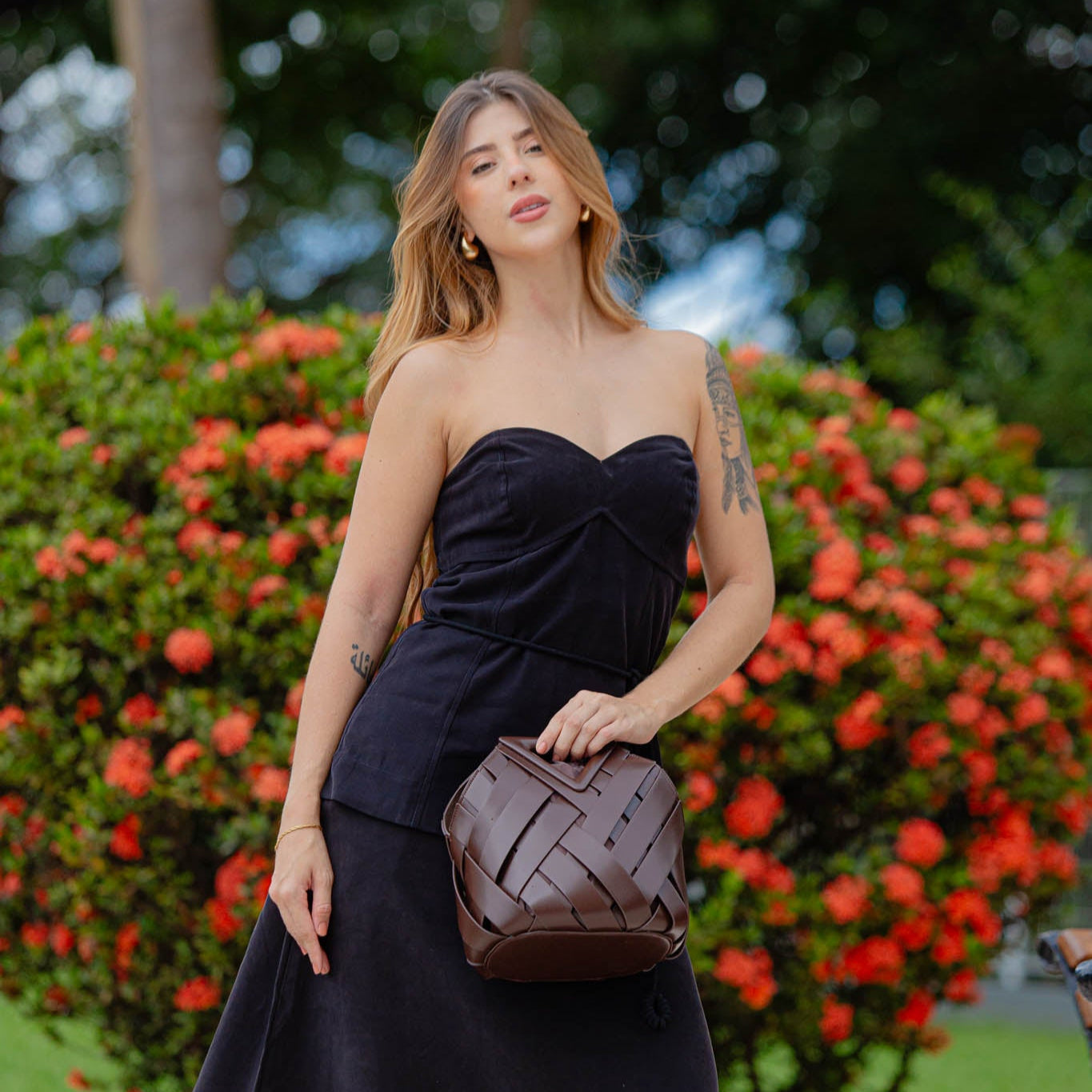 Bolsa Moderna de Couro – Design Exclusivo e Sofisticação