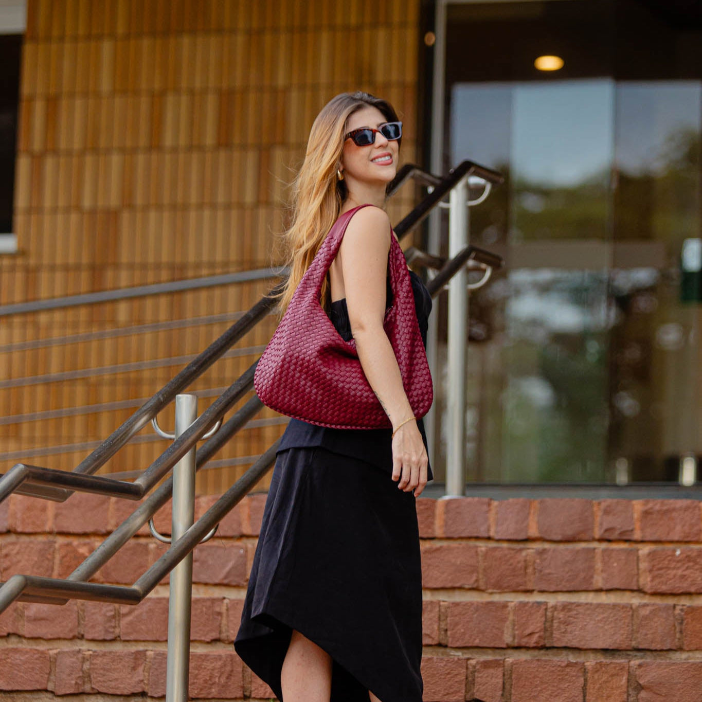 Bolsa Feminina Lis – Elegância e Versatilidade no Seu Dia a Dia