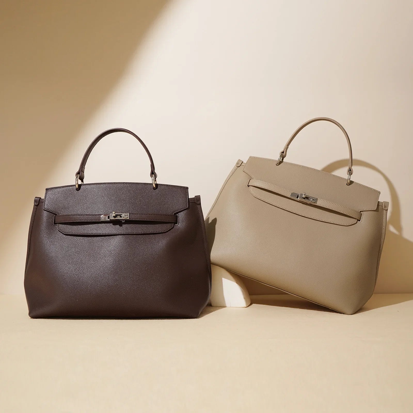 Vintage outono nova bolsa feminina versátil ombro único inclinação cruz platina saco elegante sentimento pequeno saco